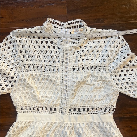 Simply Couture White Mock Neck A-line Dress with Circle Cut Out Pattern Size L - Picture 15 of 16